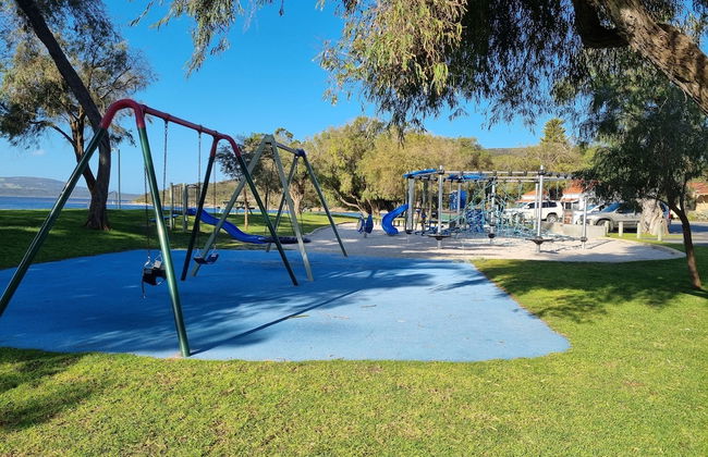 Emu Beach Chalets - Photo 71