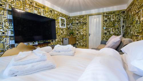 Deluxe 1 Bed Versace HotTub SkyTV - Foto 4, towels