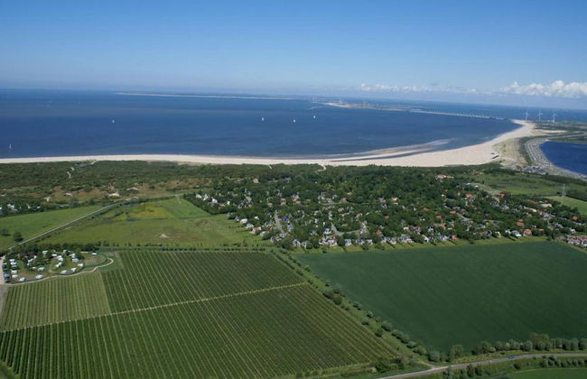 Apartment Near the Beach - Photo 35