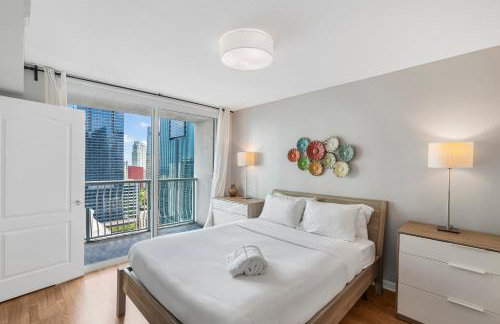 Fantastic 2BR Condo on 31st Floor Free Parking - Photo 6