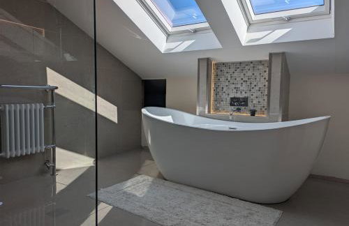 Beautiful Victorian Farmhouse - Foto 12