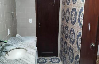 Seu Apto tipo Casa 10 Grande Praia da Costa Centro Ar Cond Mobiliado Geladeira Fogao TV no Centro - Foto 12