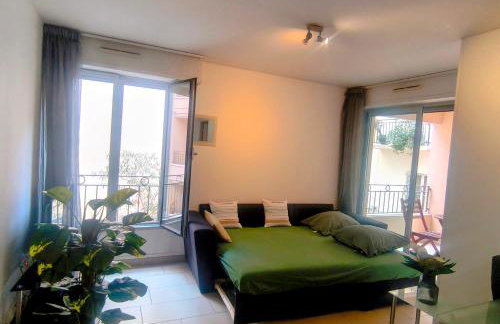 Quiet Appartment AC 400m Palais & 100m Beach - Foto 26