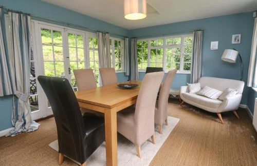 Gweek House - Photo 9