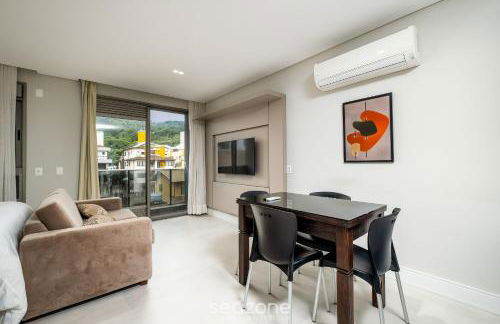 ELUs - Building with Rooftop Pool 350m from the Beach! - Photo 31