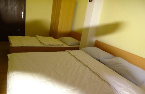 Zana Apartments - Photo 3