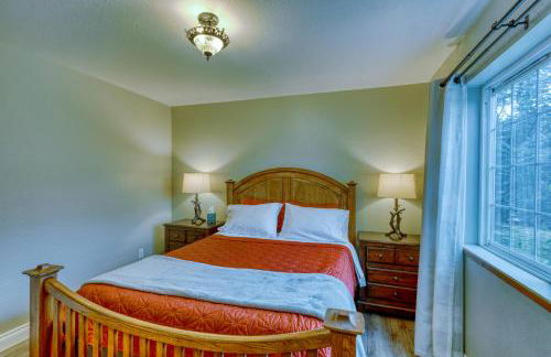 Lodge Style Living Spacious 5BR Reunion Getaway - Foto 30