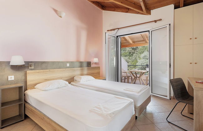 Ionian Memories - Photo 2