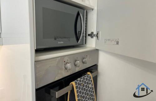 Petham Cottage Stanwick 2 bed sleeps 6 - Photo 9