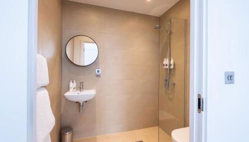 A Beautiful 2 BR Nestled in the Heart of London a Short Walk to Regent's Park - Foto 5, Other