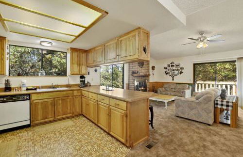 Rutter Family Retreat by Big Bear Vacations - Foto 28