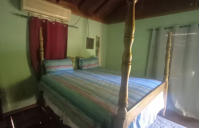 Deano's Cottages - Photo 34