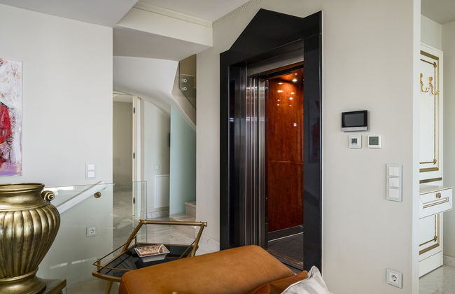 Villa Monte Leone by Konnect with Pool, Hot Tub, Spa Room & Stunning Seaview - Photo 15