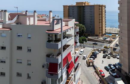 Sur Suites del Sol Apartamento 3 hab y 2 wc con gran terraza y piscina a pasos de la playa - Photo 55