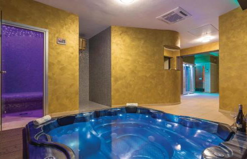 Gorgeous Home In Sumber With Sauna - Foto 9