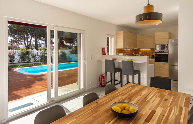 LV Premier LA2 Pool AC Garden sea View - Photo 23