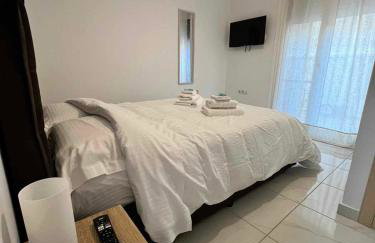 Elegant & Modern Apartment near to Athens Riviera - Foto 13