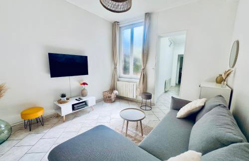 ValenStay - Cosy Love - Anzin - Netflix - Foto 8