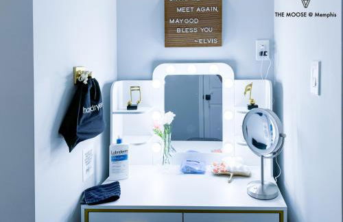 The Moose #4 - Elvis Presley King Suite with Free Parking and WIFI - Foto 5