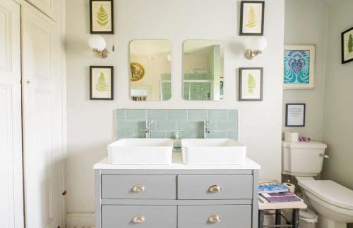 Boho Family Escape near Dunraven Bay with Sea Views - Foto 40