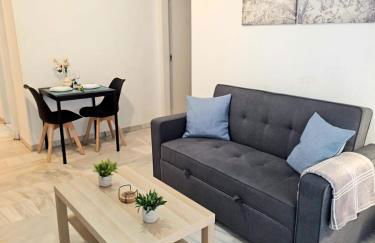 Ideal Holiday Apartment City Center - Photo 1