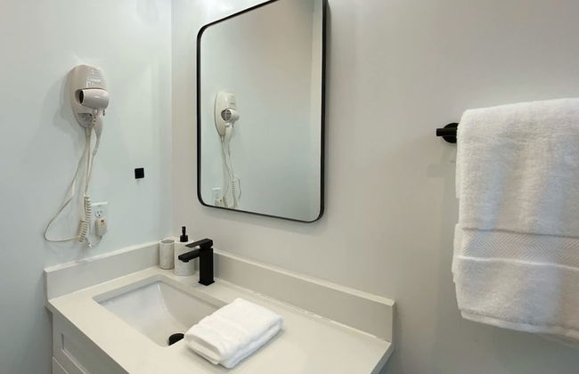 Modern Home Near the University of Texas - Foto 20