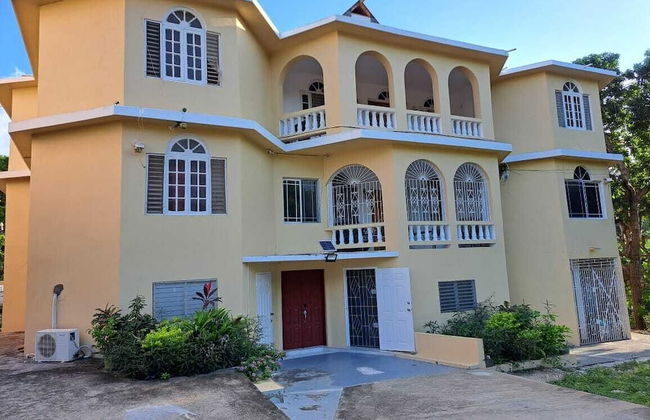 Iron-Shore Apartments - Photo 1