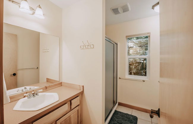 70MBR- Hot Tub - BBQ - Wi-Fi - Pets Ok - Sleeps 8 - Foto 40