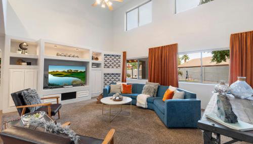 5 Bedroom 4 Bath Boutique Home PREMIUM LOCATION + heated pool option - Foto 4