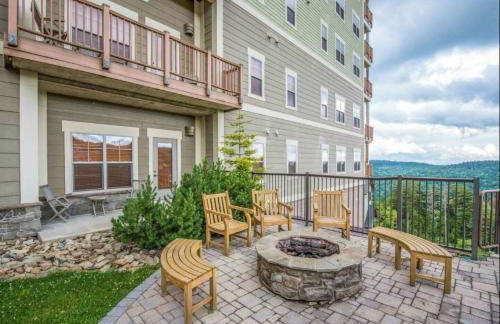Soaring Eagle Ski-in - Ski-out Condo with Hot Tubs - Foto 20