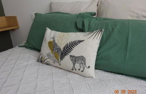 Dandy - studio confort, espace café, petite cour privée au coeur de Nogent - Foto 3