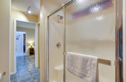 Deck and Gas Grill Riverfront McQueeney Duplex - Foto 16