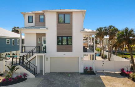 Villa Capri - 2025 Luxury Build - Steps to beach - Foto 4