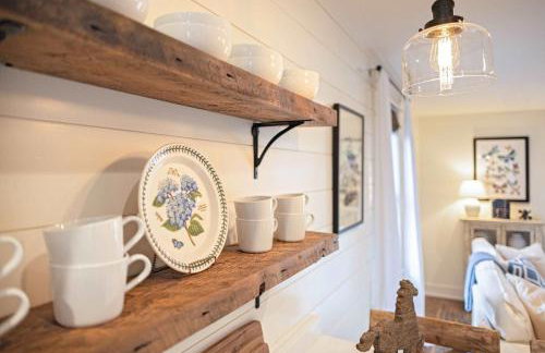 Kildahl House - Boutique Farmhouse Suite #3 - Photo 11