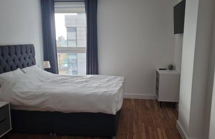 Penthouse height Flat, City View Balcony, Quiet, Free Wifi, Gym & More Minimalistic Home - Foto 8