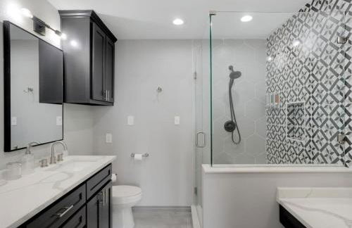 The Alamo Abode - Lake View Pool Newly Renovated - Foto 22