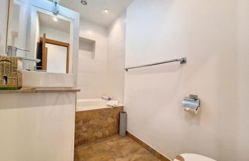 El Carmoli Villa with Private Pool - 9409 - Foto 27