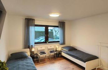 Voll-Ausgestatte Wohnung mit Balkon - Foto 1