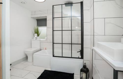 Pencefn Cottage - Photo 31