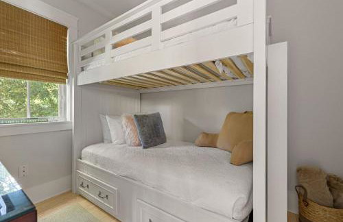 Bella and Dulce's Lakehouse by Juniper Holiday + Home - Foto 34