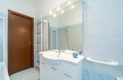 Apartment with private garage, garden and WiFi - Foto 32