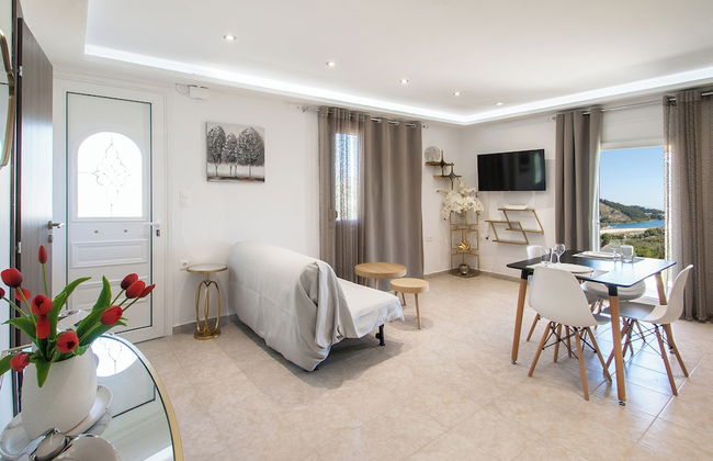 SkyFrame Apartments - Photo 37