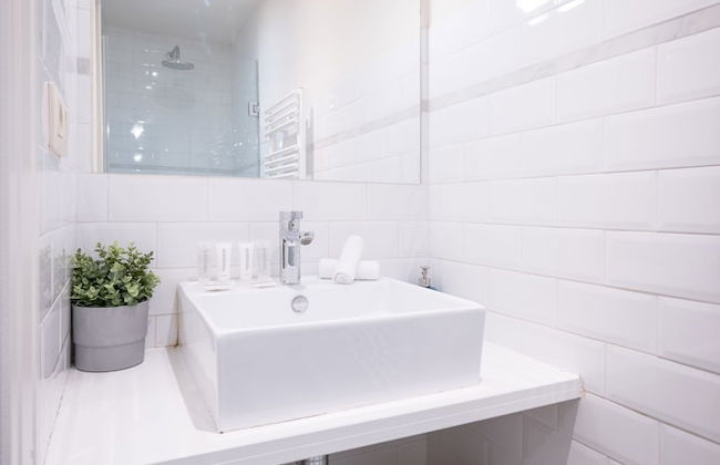 Saint Pauls Suite 1 - Photo 24