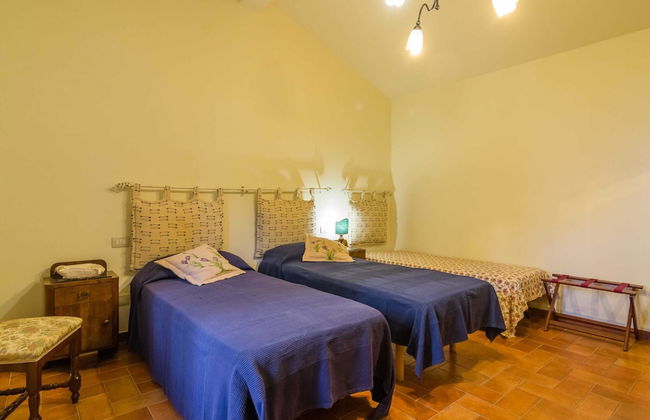 Beautiful Cottage in Dicomano With Swimming Pool - Foto 11