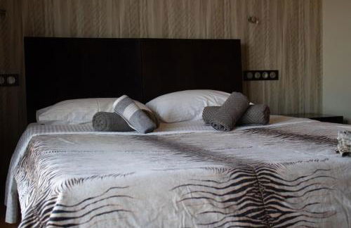 Ariadnis Spacious 3Bd home, 10 mins to Airport, Port, Beach - Foto 18