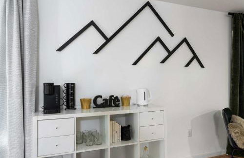 Cozy Retreat w Hot Tub Firepit & Grill near Bryce - Foto 4