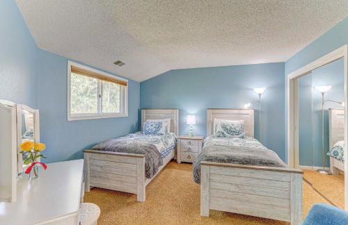 Mountain Views and Hot Tub Airy Forest Escape! - Foto 24