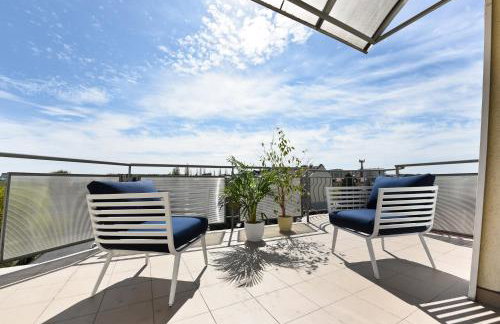 APARTAMENT CENTRUM - 2 z miejscem parkingowym - Photo 5