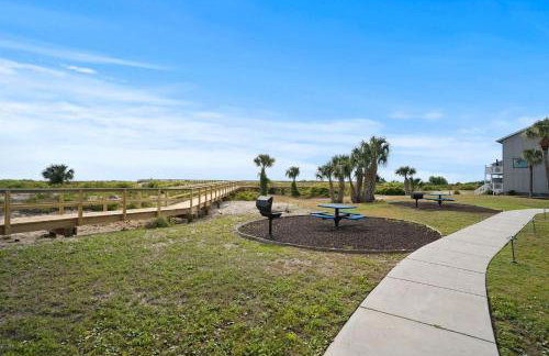 Oceanfront St Helena Island Condo with Beach Access! - Foto 30