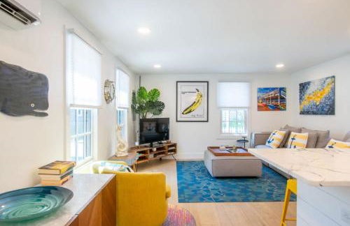 1 Min Walk to Water Town Patio and AC - Foto 6